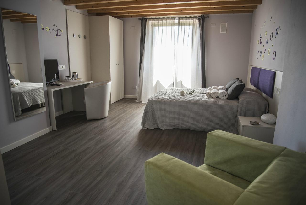 Michela Bb & Relais Bed & Breakfast Lonato Dış mekan fotoğraf