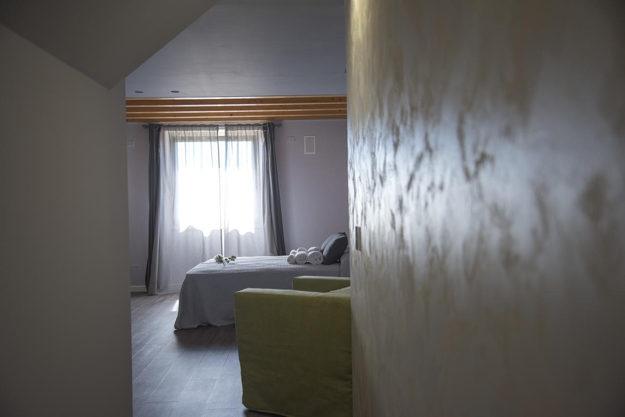 Michela Bb & Relais Bed & Breakfast Lonato Dış mekan fotoğraf